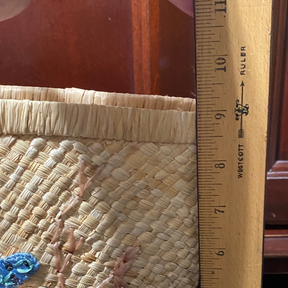 Vintage Straw Tote with Blue Turtle Design bag - Picture 4 of 16